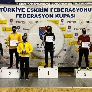 Ankara’da düzenlenen U17 Erkek Flöre Federasyon Kupası’nda Kulüp sporcumuz Tan Sezer 3. olmuştur. (08-09.01.2022)